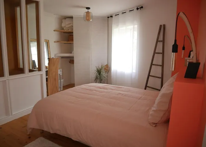 Le Clos Des Confidences Apartment Grignan