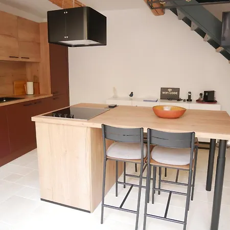 Le Clos Des Confidences Apartment *